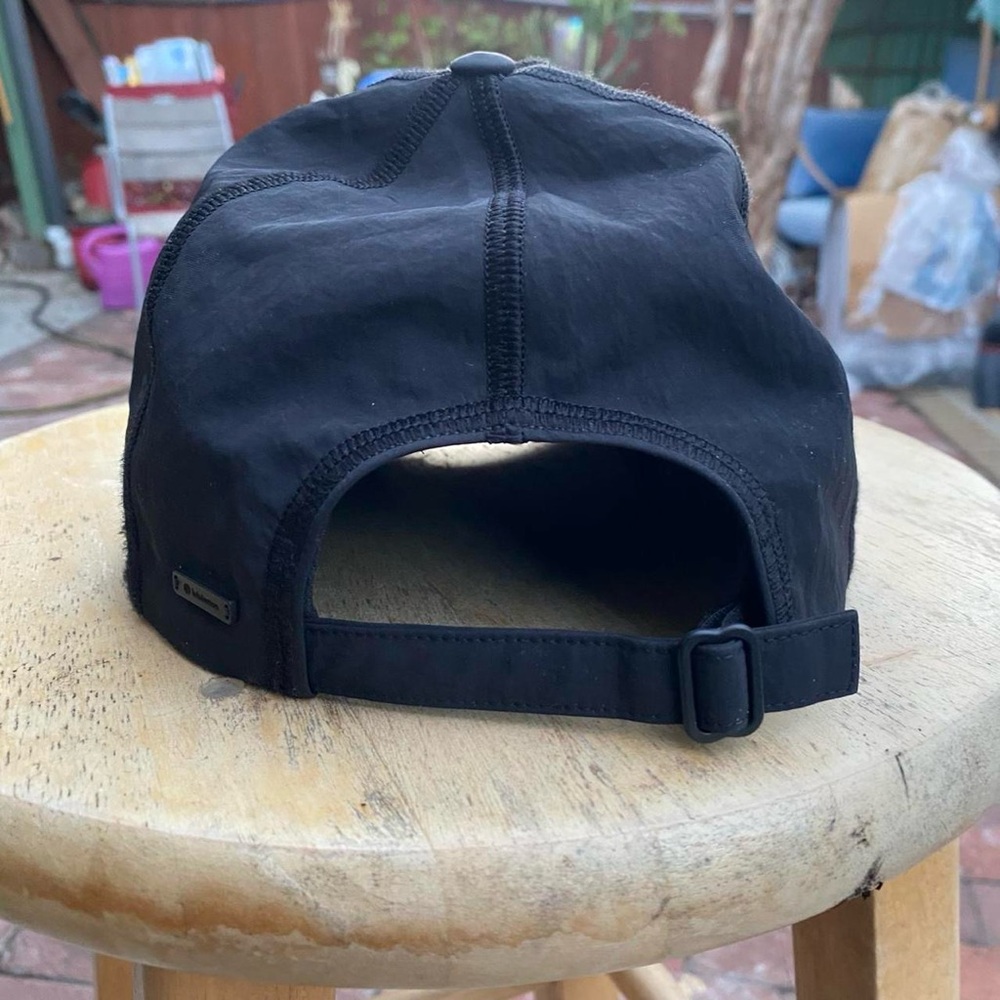 lululemon athletica Black and Gold Cap - Picture 3 of 6